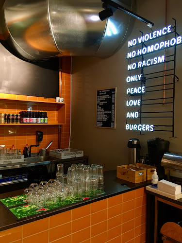 Reviews of The Lucky Bastard in Helsinki - Ravintola-ala