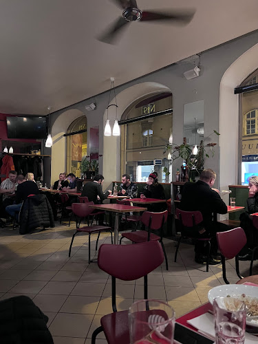 Comentarii opinii despre Café Bar No 9