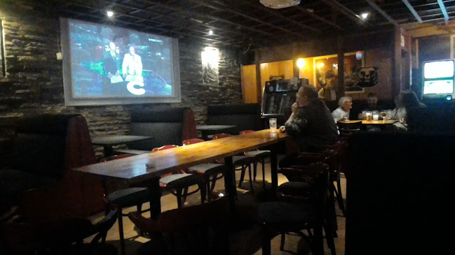 Comentarii opinii despre Sali Sports & Grill