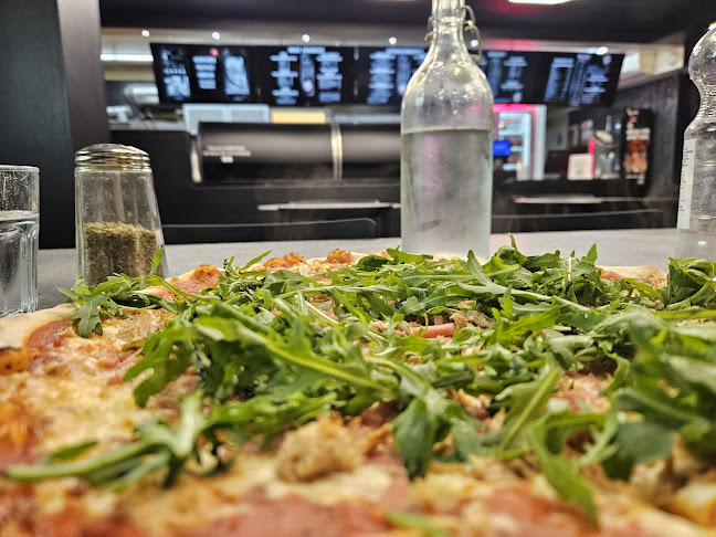 Malmin Kebab Pizzeria - Ravintola-ala