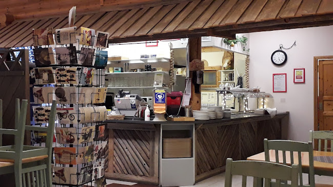 Kahvila-Ravintola Linnan Liisa Oy - Ravintola-ala