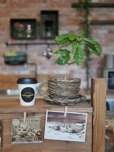 Comments and reviews of Yesterday Cafe
