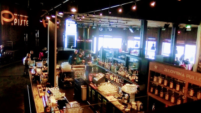 Villisika, Ruka - Ravintola-ala