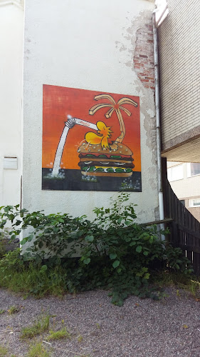 Restaurant Walls Open Times