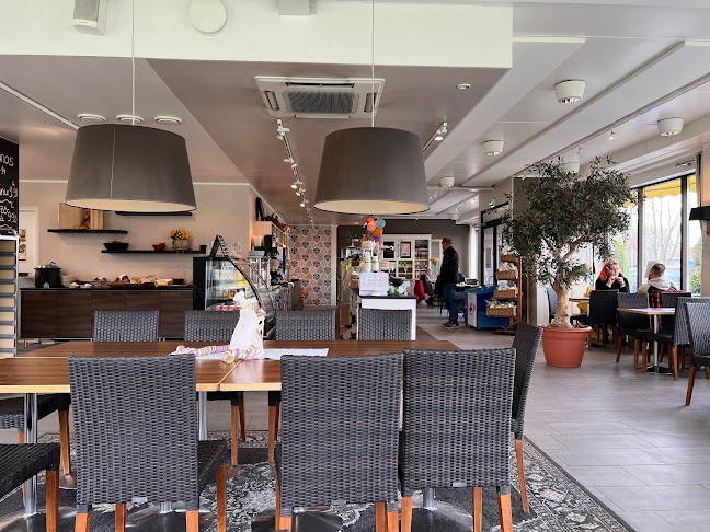 Pyymäen Leipomo Oy - Leipurin kahvila - Ravintola-ala