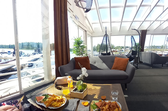 Sotkanrannan Cafe & Bar - Ravintola-ala