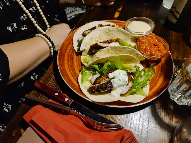 Pancho Villa Kauppiaskatu - Ravintola-ala