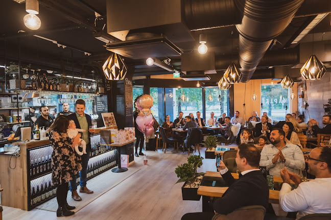 Naples Food & Wine Munkkiniemi