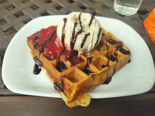 Petun kartanon Kahvila ja Puoti - Salo