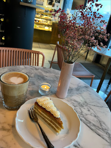 Patisserie Teemu Aura Hakaniemi - Helsinki