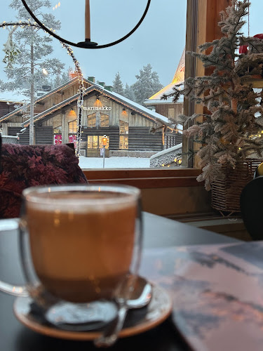 Loft Cafe & Snacks Shop