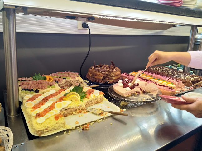 Opinii despre Ruokala Helmi în Oulainen - Ravintola-ala