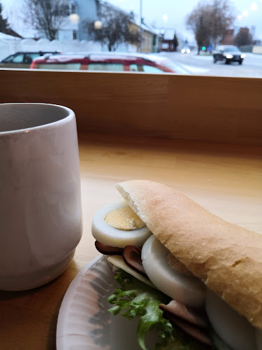 Comentarii opinii despre Harjun Kaffila