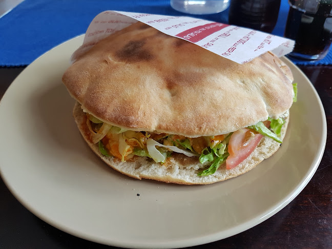 Comentarii opinii despre Saarijärven Pizzeria Kebab Isabella Avoin yhtiö