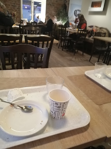 Myymälä & kahvila Makutuote - Tampere