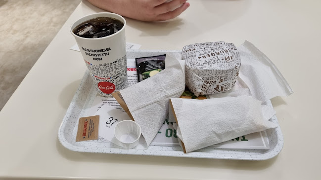 Reviews of Hesburger Merituuli in Espoo - Ravintola-ala