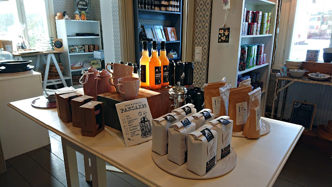 Valkoinen Puu Cafe & Shop Phone number