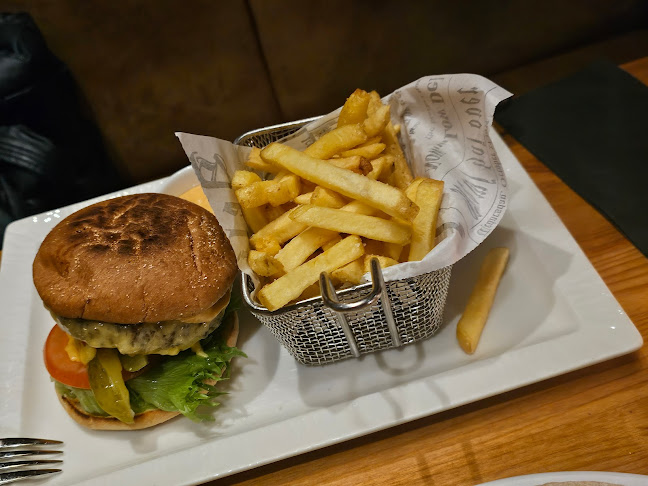 Weeruska - Ravintola-ala