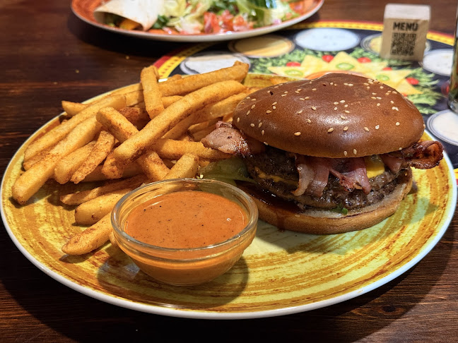 Pancho Villa Tripla - Ravintola-ala