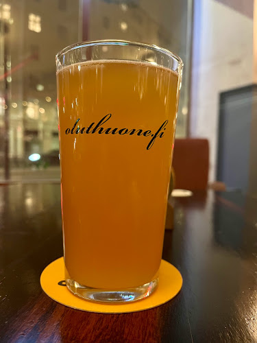 William K. Kurvi - Ravintola-ala