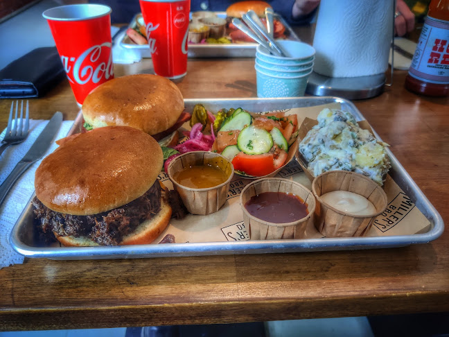 Comments and reviews of Miller's BBQ
