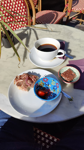 Comentarii opinii despre Pyynikintorin Liha ja Kahvi