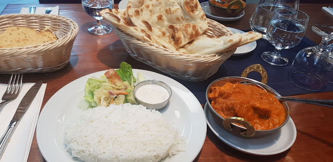 Comentarii opinii despre Momo & More Nepalese