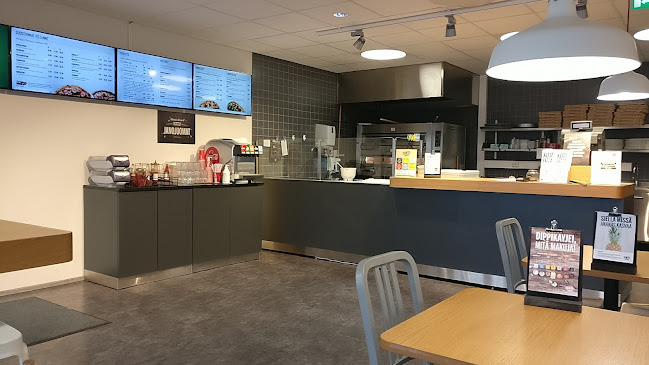 Kotipizza Lappeenranta, Leiri