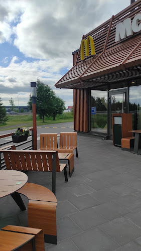 Comments and reviews of McDonald’s Oulu Kaakkuri