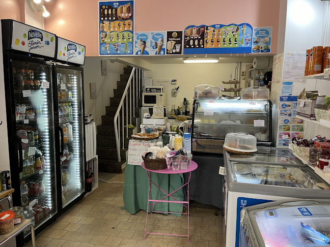 Comentarii opinii despre Laakson Karkki K&G ( kioski jäätelä kahvi )