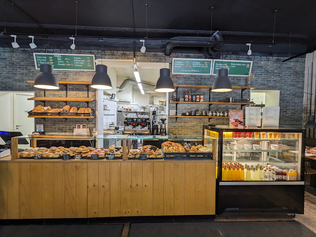 Meli Cafe & Bakery Phone number