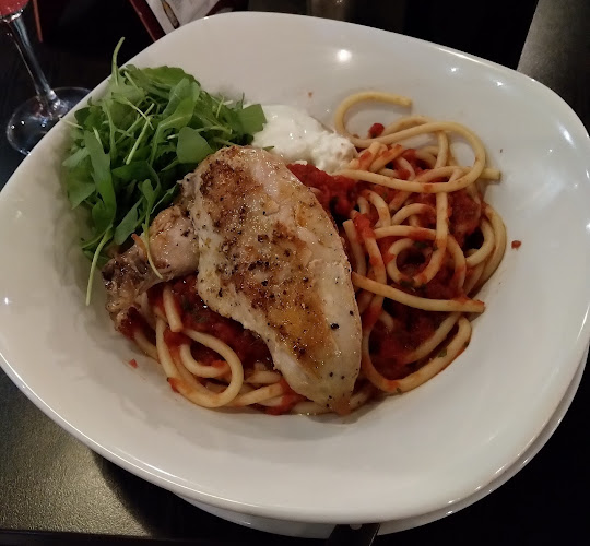 Olivo Bistro & Bar - Ravintola-ala