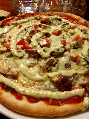 Comments and reviews of Grill house and Pizza Express Tikkurila