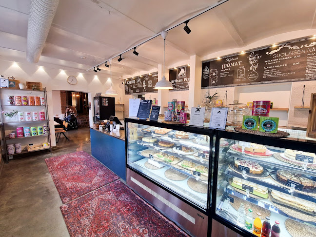 Valkoinen Puu Café & Shop