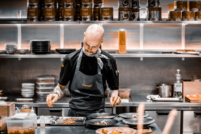 Comentarii opinii despre Fiasco?