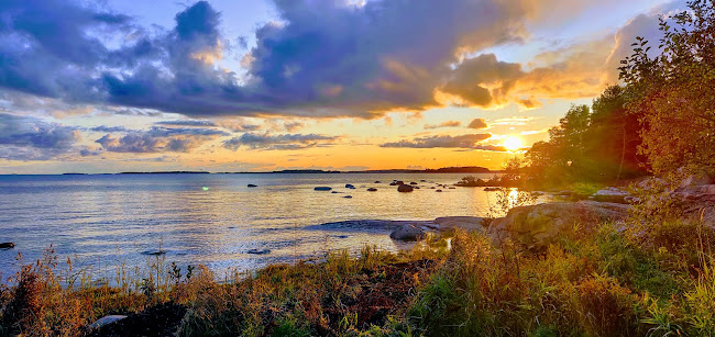 Opinii despre Ravintola Paseo Cafe, Grill & Sauna în Helsinki - Ravintola-ala