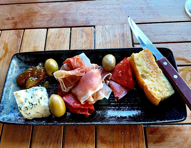 Comentarii opinii despre Raatihuoneentori