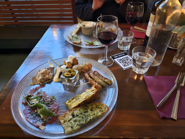 Opinii despre Bar Teos în Helsinki - Ravintola-ala