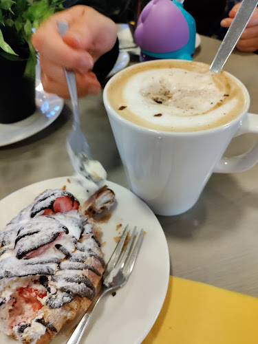 Naantalin Aurinkoinen Nuhjalantie - Ravintola-ala