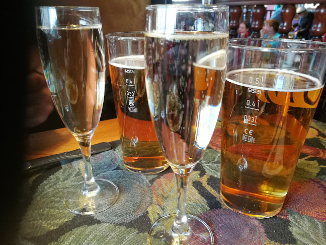 Weeruska - Ravintola-ala