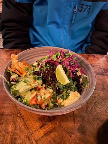 Comments and reviews of Yuca