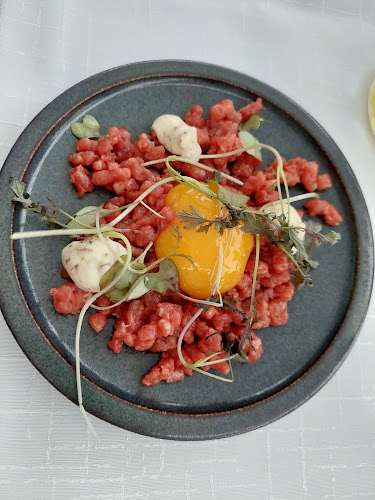 Restaurant Lucy in the Sky Open Times