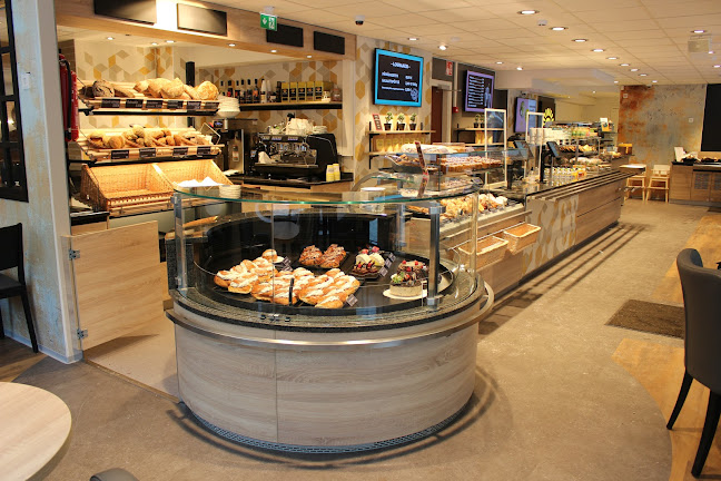 Naantalin Aurinkoinen Aurakatu - Turku