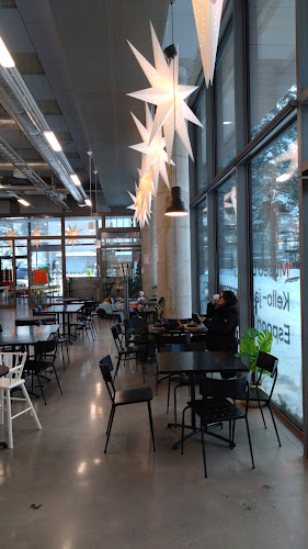 Opinii despre Espoon kahvipaahtimon Tapiolan kahvila în Espoo - Ravintola-ala