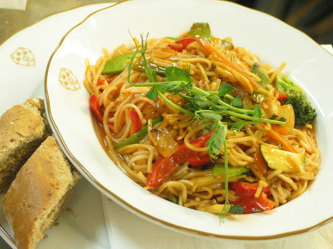 Ravintola Kolme Kruunua - Ravintola-ala