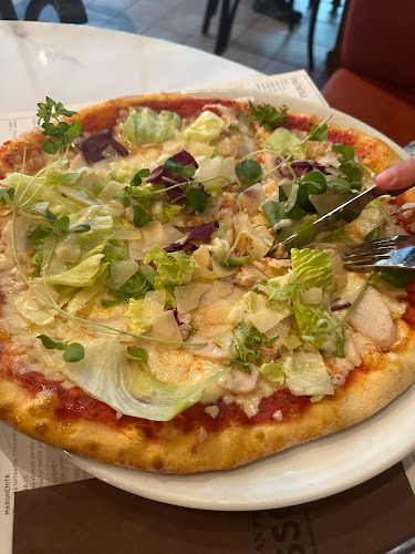 Comentarii opinii despre Rosso Iso Omena, Espoo