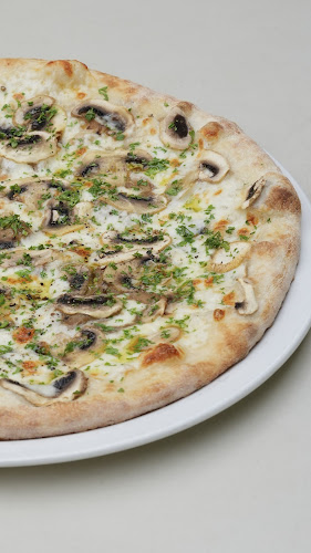 Pjazza - Ravintola-ala