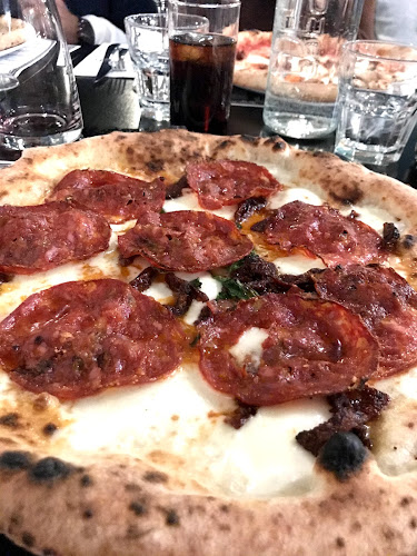 Pizzeria Via Tribunali Kallio - Helsinki