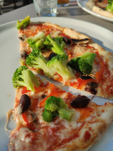 POP RAVINTOLA - pizza pop - brgr pop - bar & grill - - Järvenpää