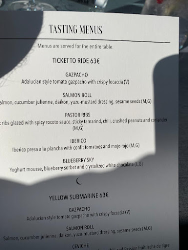 Restaurant Lucy in the Sky